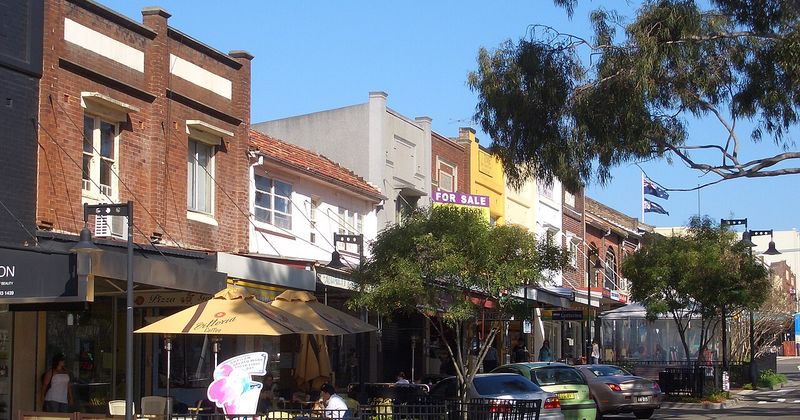 Majors Bay Road, Concord